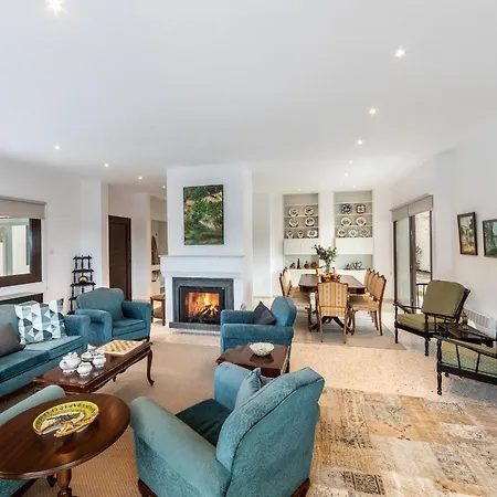 Forty Pine Trees Villa *