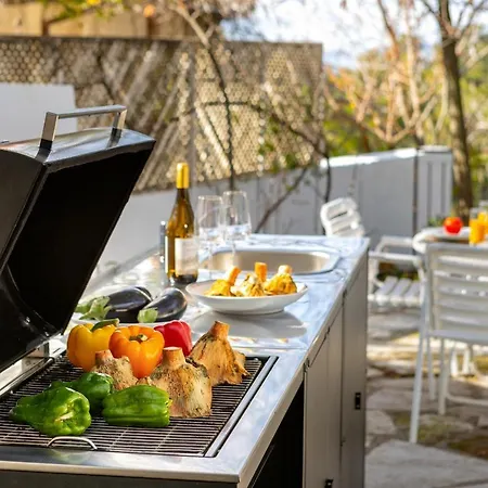 Forty Pine Trees 别墅