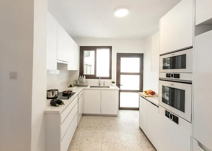 Villa Forty Pine Trees *