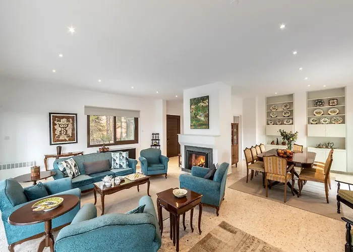 Forty Pine Trees Villa