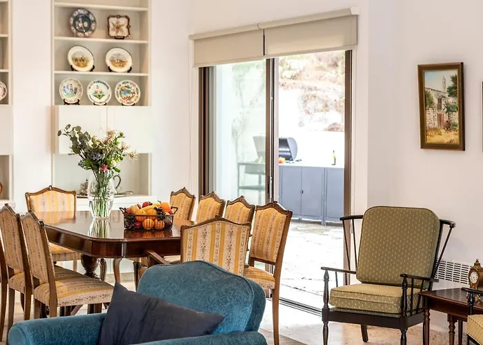 Villa Forty Pine Trees