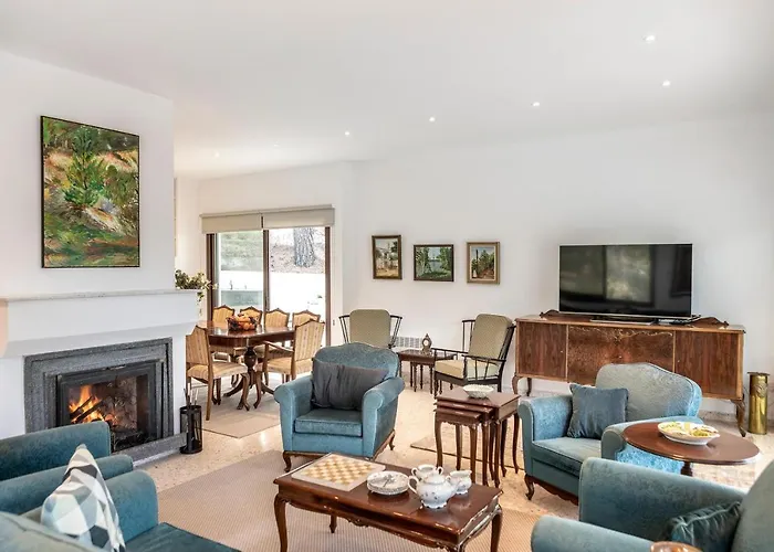 ヴィラ Forty Pine Trees パノ・プラトレス