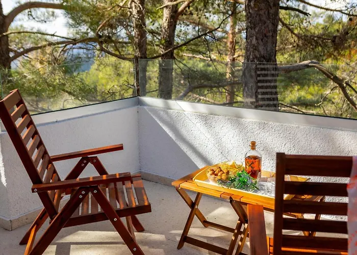 Forty Pine Trees Villa Platres