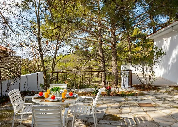 Villa Forty Pine Trees *