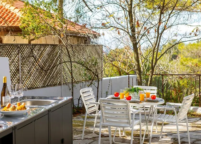 Villa Forty Pine Trees *