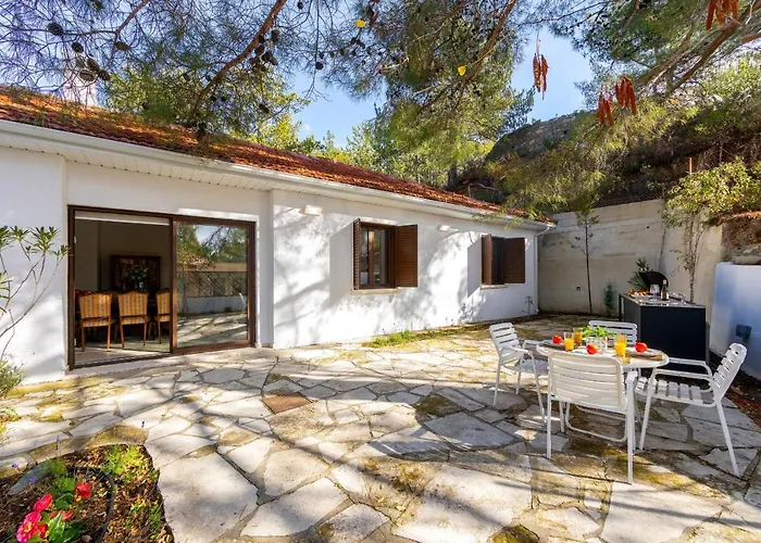 Villa Forty Pine Trees *