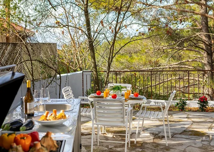 Forty Pine Trees Villa Platres